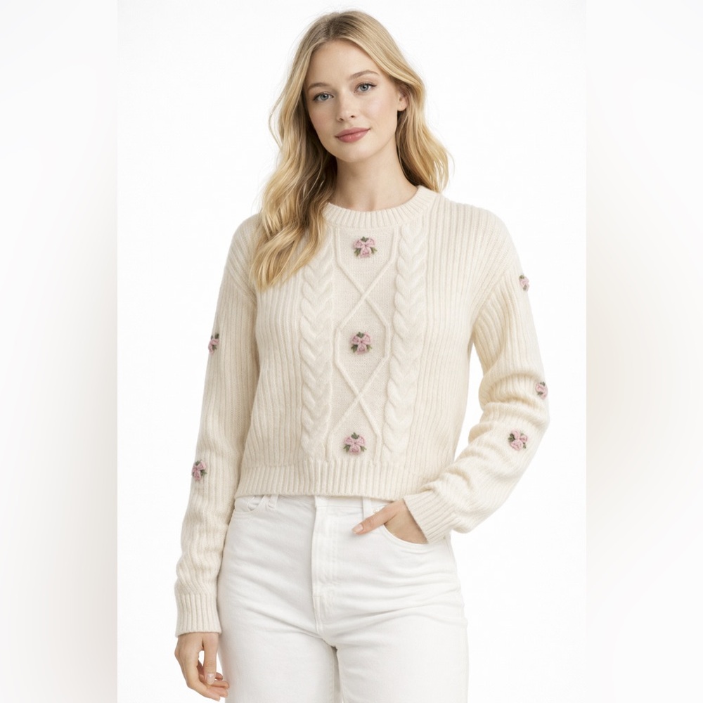 NWT Very Truly Yours Cream Sweater with Floral Embroidery